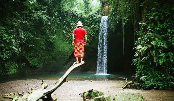 air terjun tibumana bali