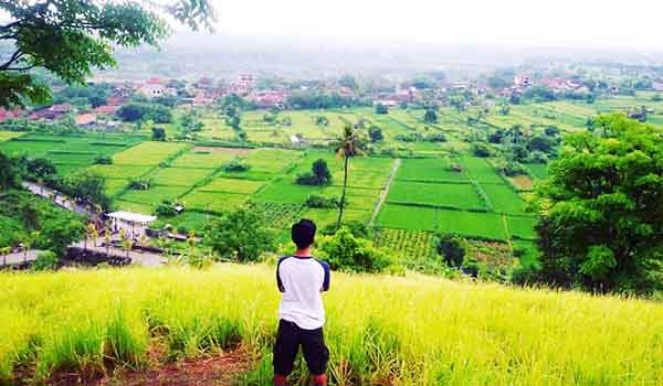 bukit belong gunaksa klungkung