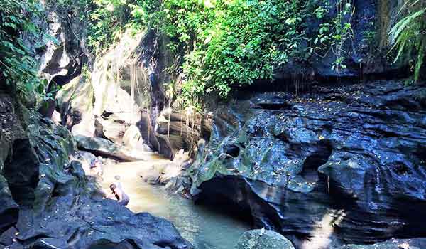 ngarai sukawati bali