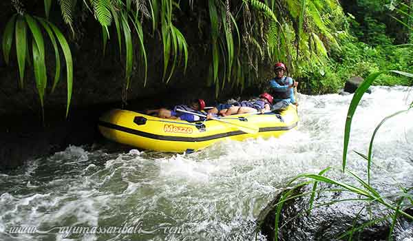 bakas levi rafting sungai melangit klungkung