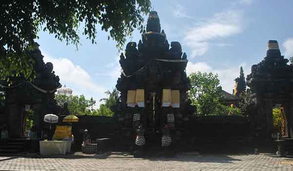 paket tirtayatra blambangan 2 hari 1 malam