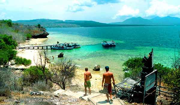 pantai menjangan bali barat